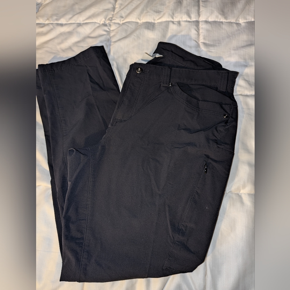 Women's Duluth Black Flexpedition Pants